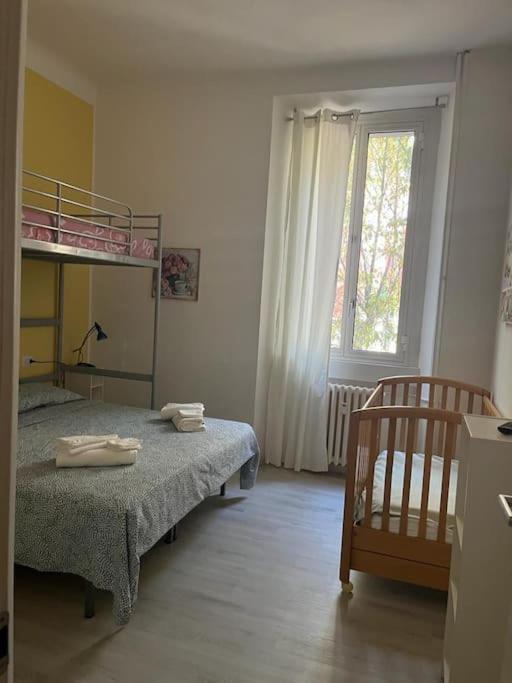 Appartamento In Zona Bocconi Milão Exterior foto